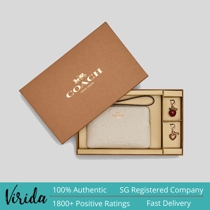 Coach Boxed Corner Zip Wristlet In Signature Leather C6879 Chalk